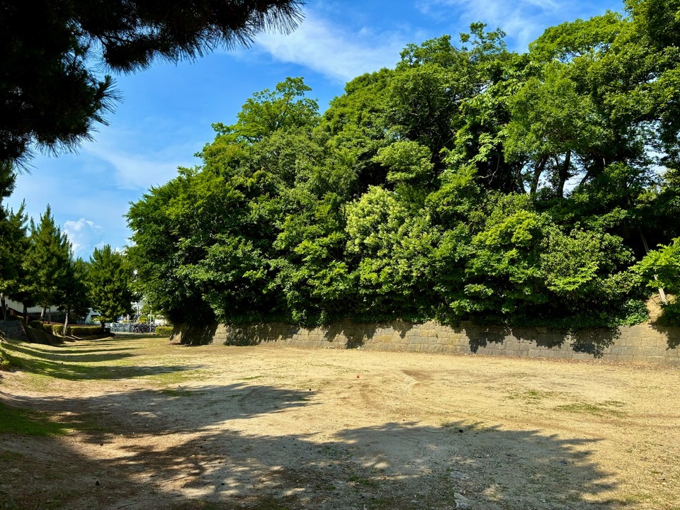 有岡城（兵庫県伊丹市）の詳細情報・周辺観光｜ニッポン城めぐり−位置