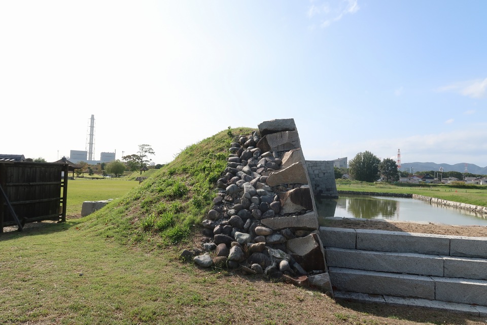 赤穂城（兵庫県赤穂市）の詳細情報・周辺観光｜ニッポン城めぐり−位置